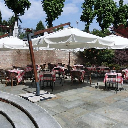 Hotel Cascina Di Corte เวนาเรีย เรอาเล ภายนอก รูปภาพ